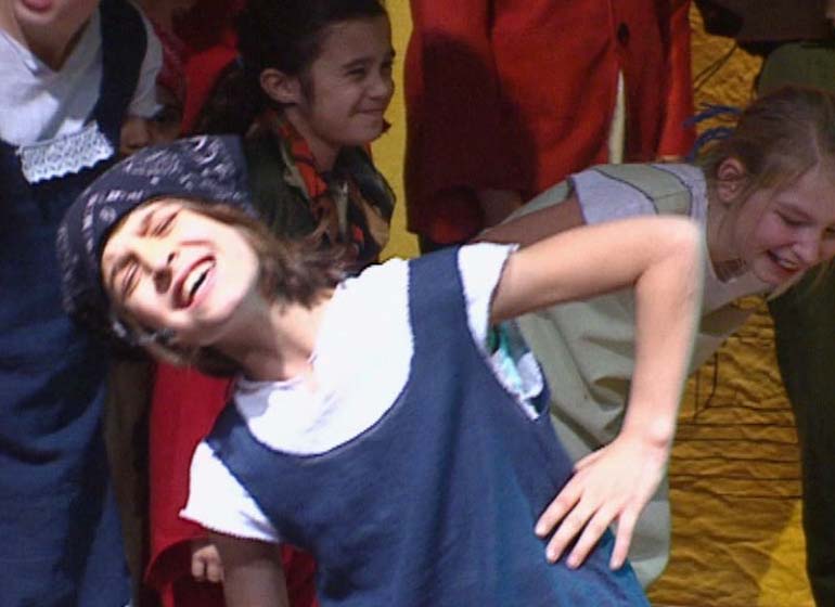 Foto aus dem Musical Tom und der Vogel des Glücks