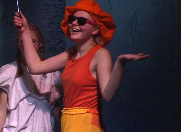 Foto aus dem Musical Tom und der Vogel des Glücks